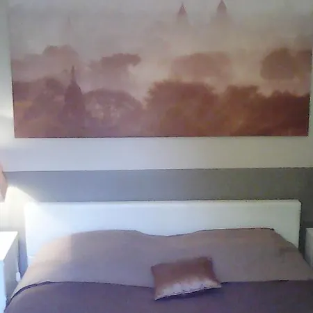 Des Dames Hotel apartamentowy Awinion